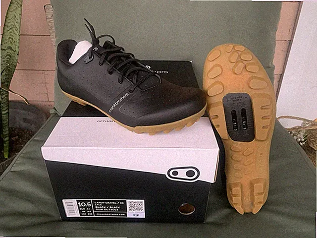 NEW..Crank Brothers CANDY GRAVEL / XC Lace MTB Flat Shoes 10 .5 US/ 44 EUR