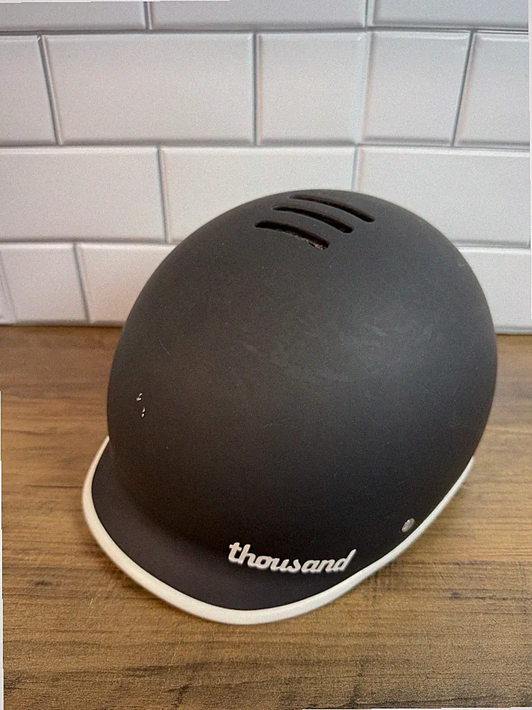 Thousand Adult Bicycle Sport Skate Helmet Black W Leather Strap Size Med 57-59cm